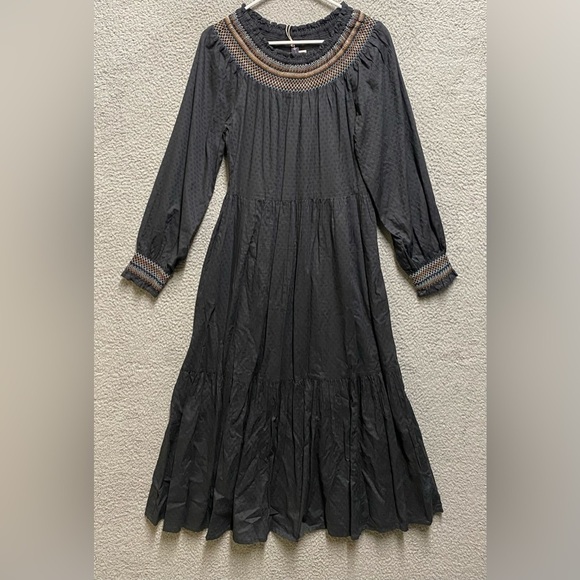 Universal Thread Dresses & Skirts - Women's Balloon Long Sleeve Tiered Dress Pockets Universal Thread Gray XS New